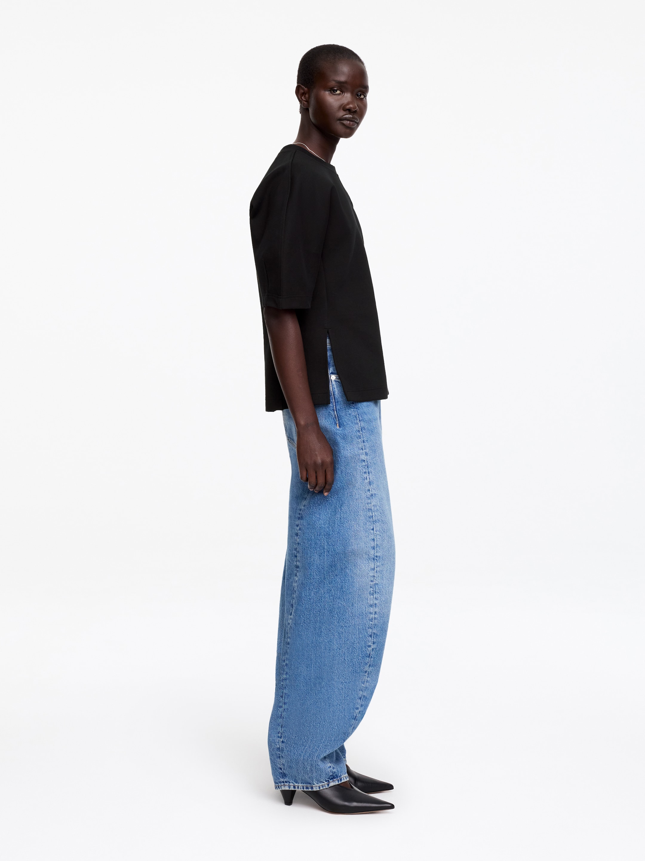 Rzeźbiarski top - Czarny - Fason normalny - Women - StillMedia/Lookbook - 3