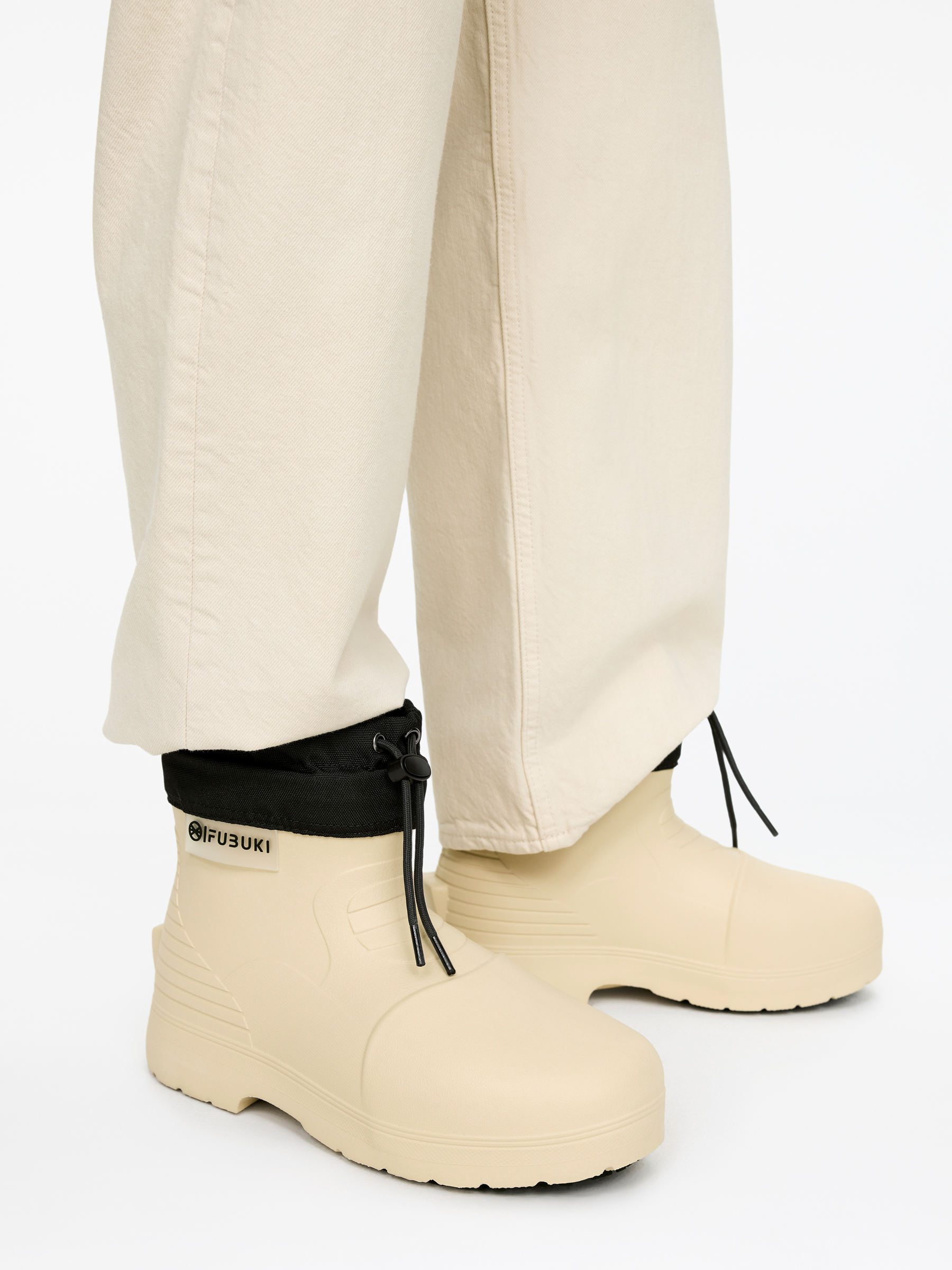 Fubuki Niseko 3.0 Low Boots - Sand - Women - StillMedia/Lookbook - 10