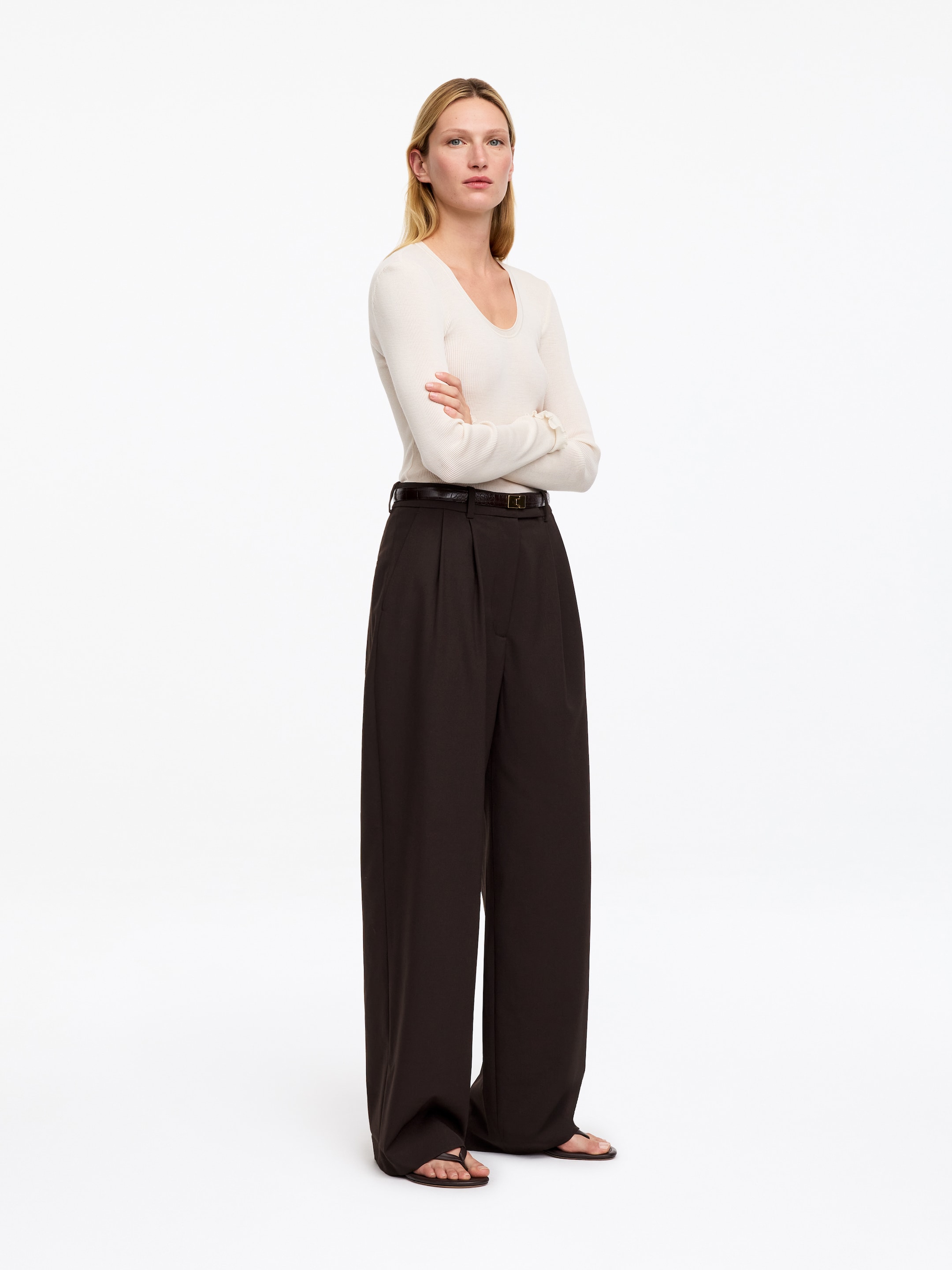 Tailored Wool-Blend Trousers - Brown - Relaxed fit - women - StillMedia/Lookbook - 3