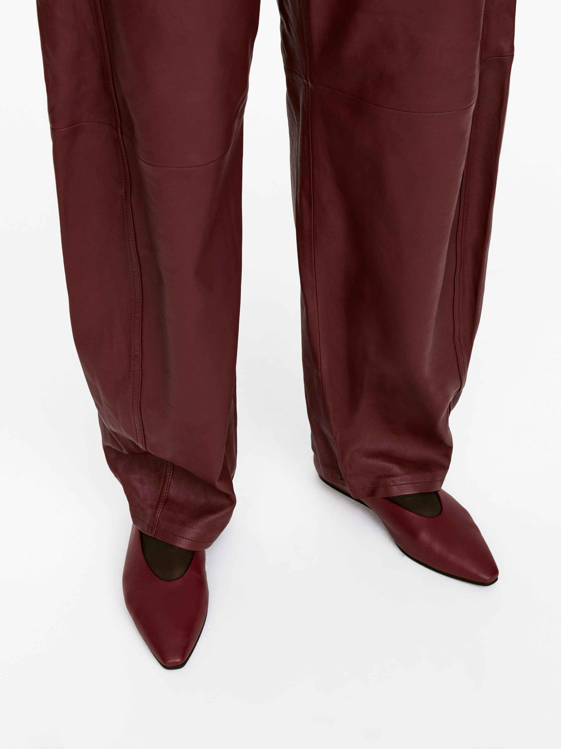Pointy Leather Flats - Burgundy - Women - StillMedia/Lookbook - 9