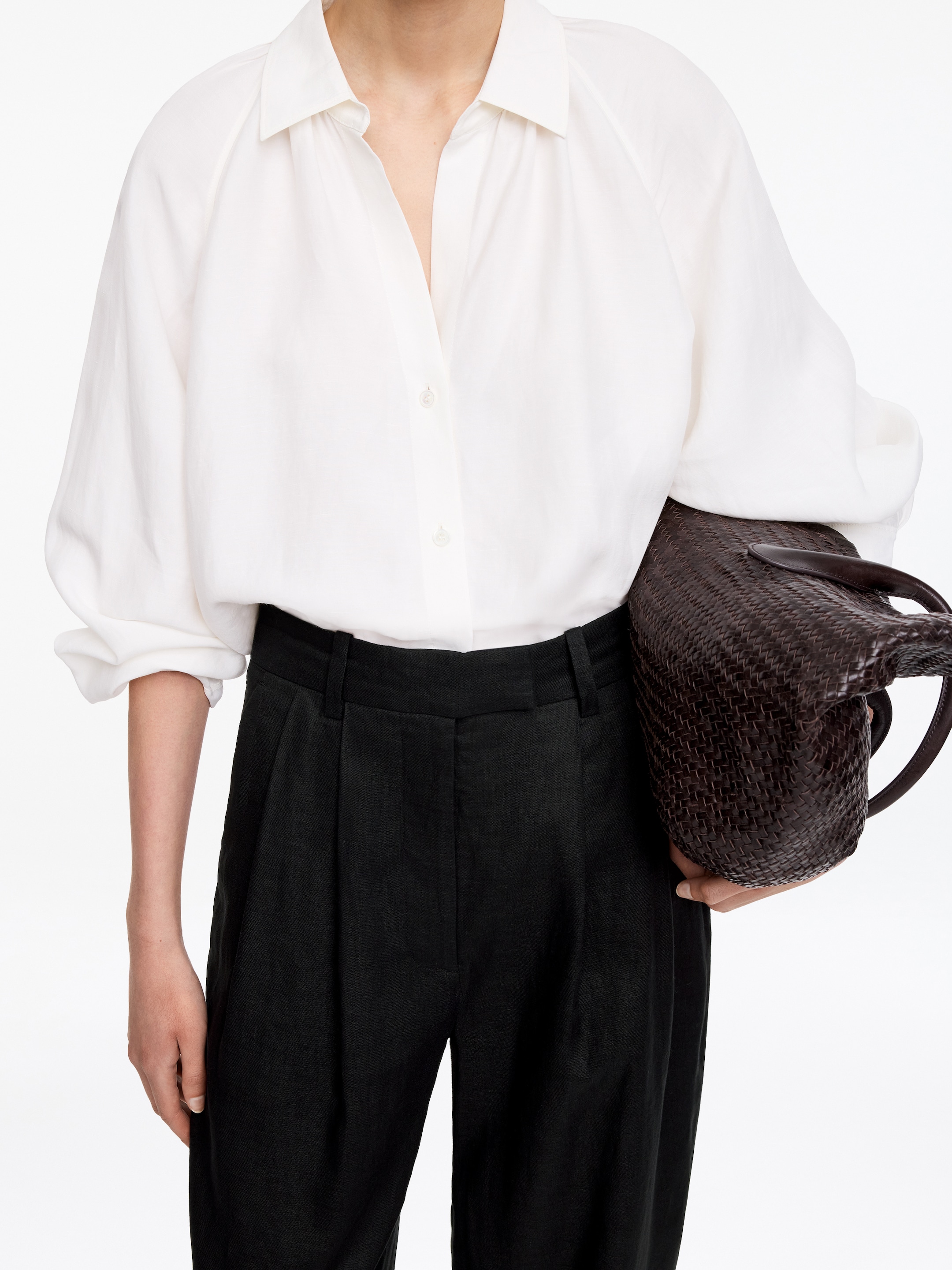 Eleganckie lniane spodnie - Czarny - Fason normalny - Women - StillMedia/Lookbook - 2