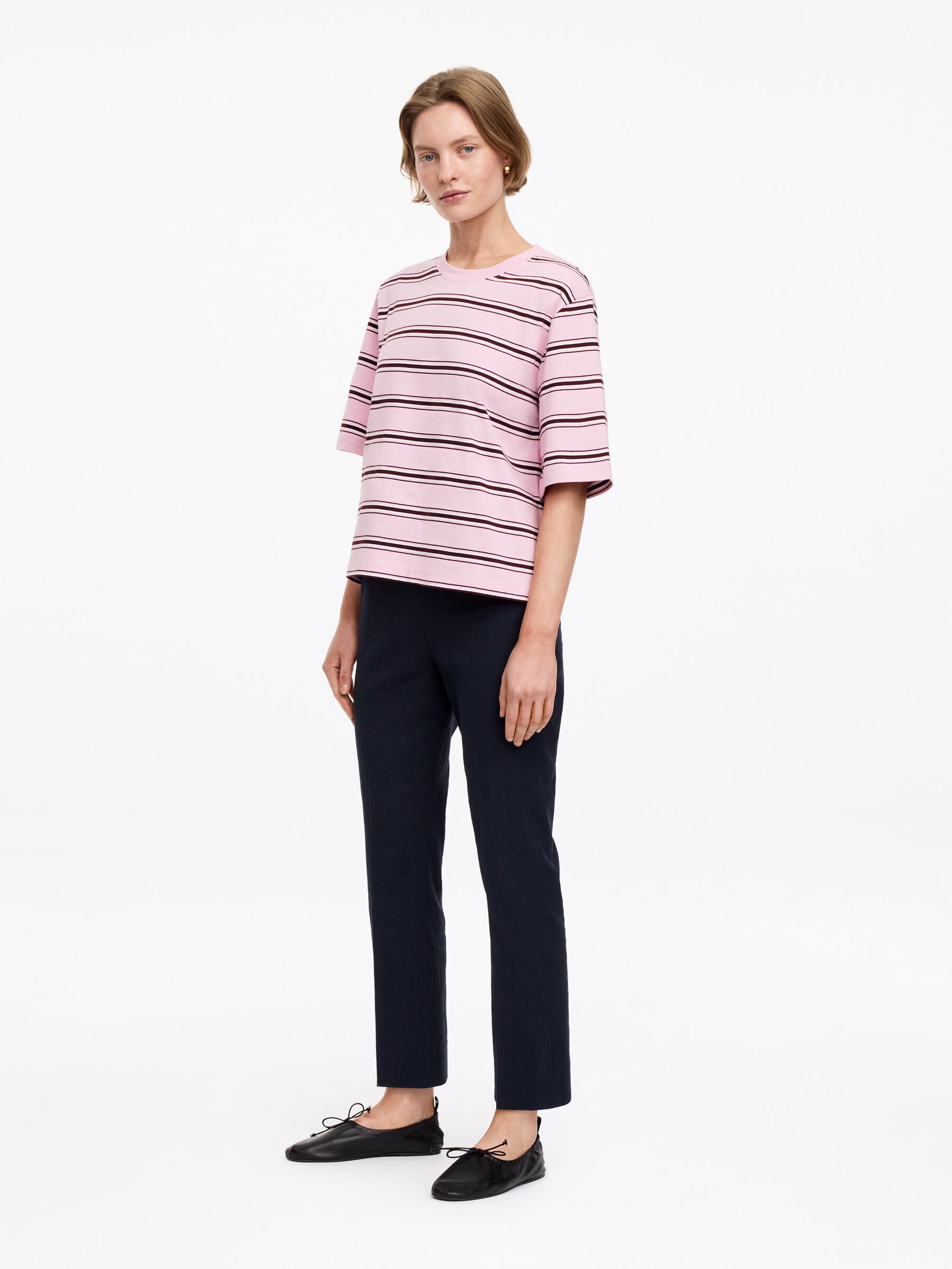 Signature boxy t-shirt - Rosa/randig - Relaxed fit - Women - StillMedia/Lookbook - 5