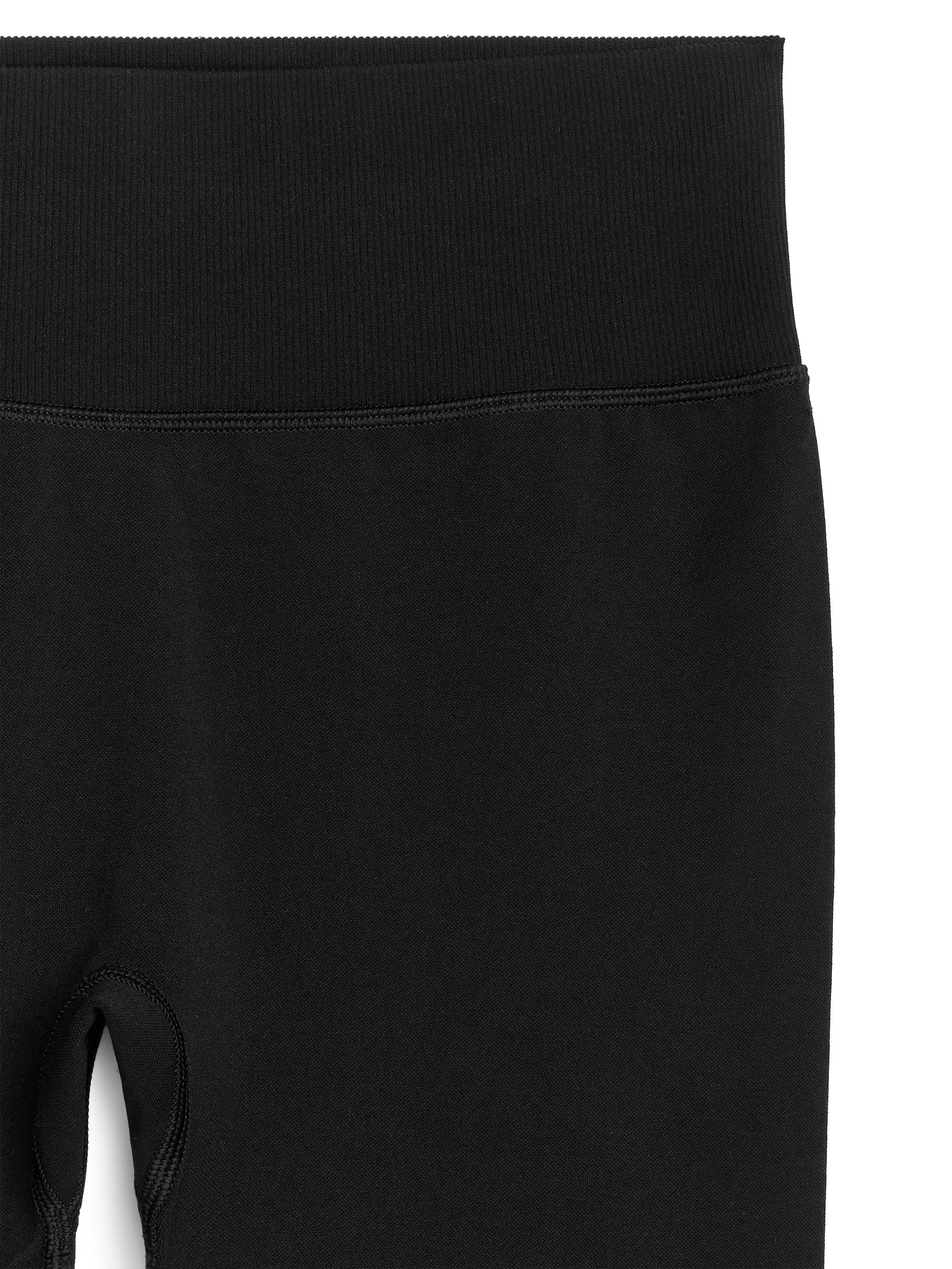 Nahtlose Capri-Leggings - Schwarz - Slim Fit - Damen - StillMedia/DescriptiveDetail - 2