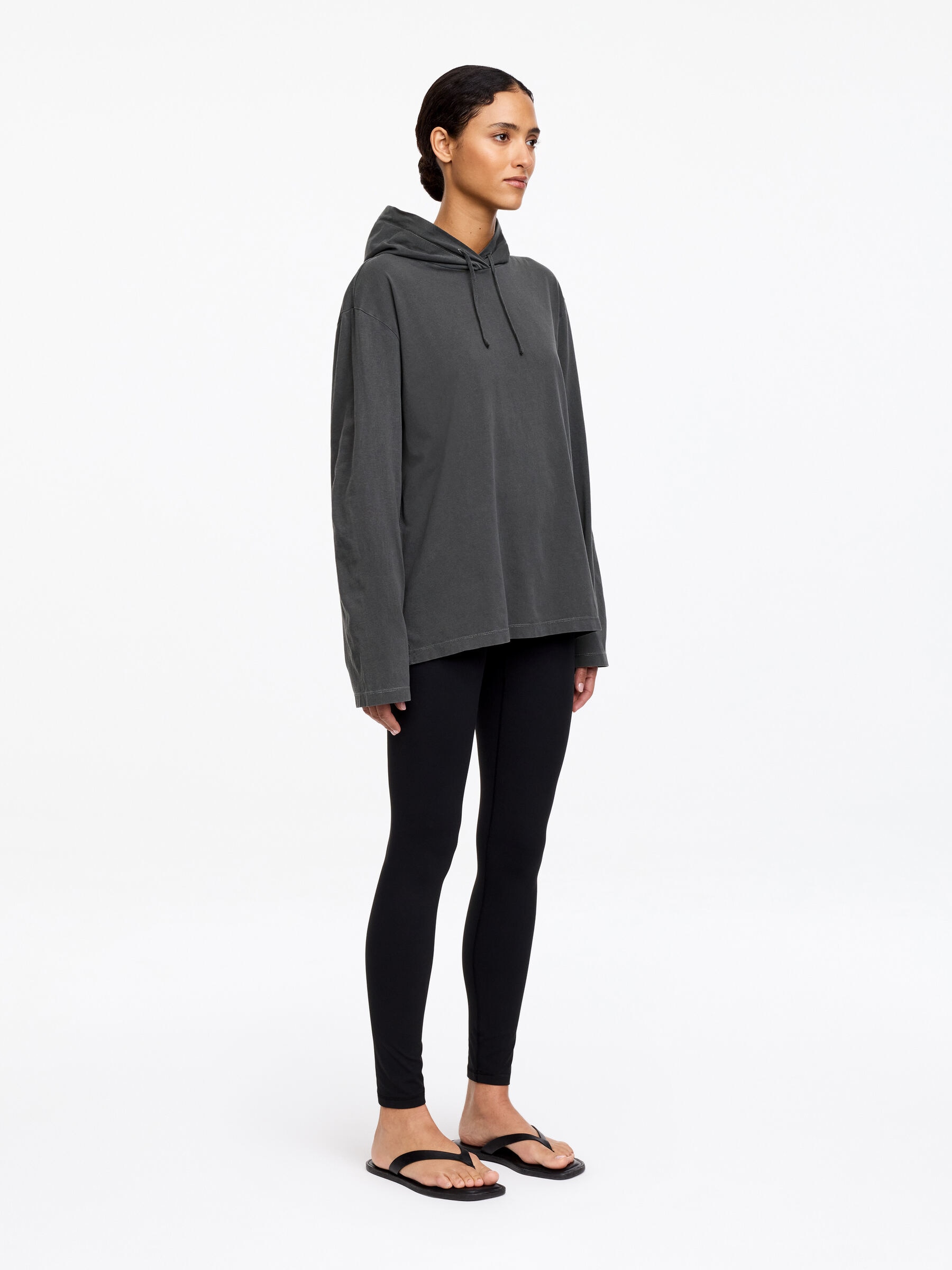 Sweatshirt mit Kapuze - Dunkelgrau - Loose Fit - Damen - StillMedia/Lookbook - 4