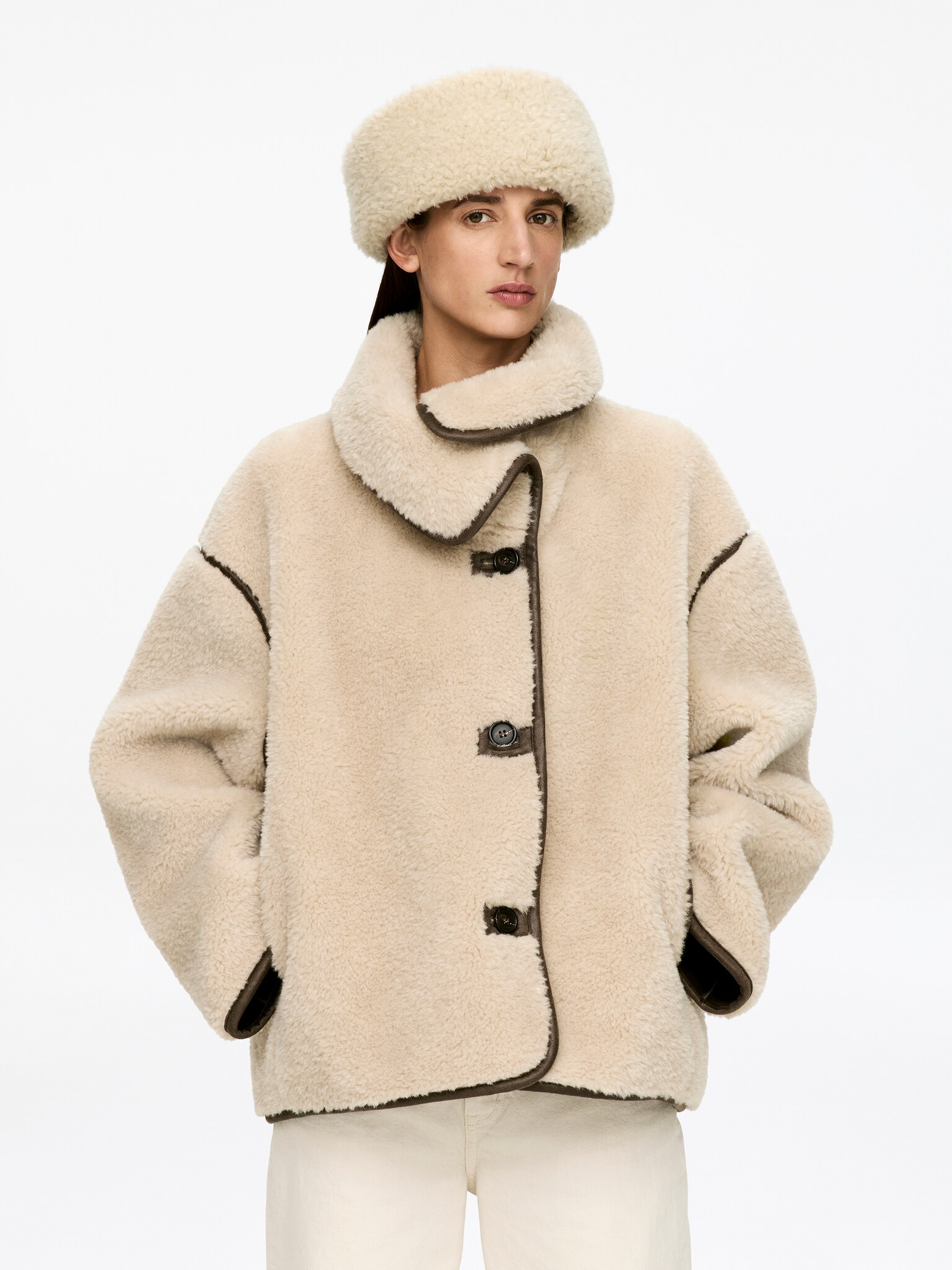 Gorro en tejido de peluche - Beige claro