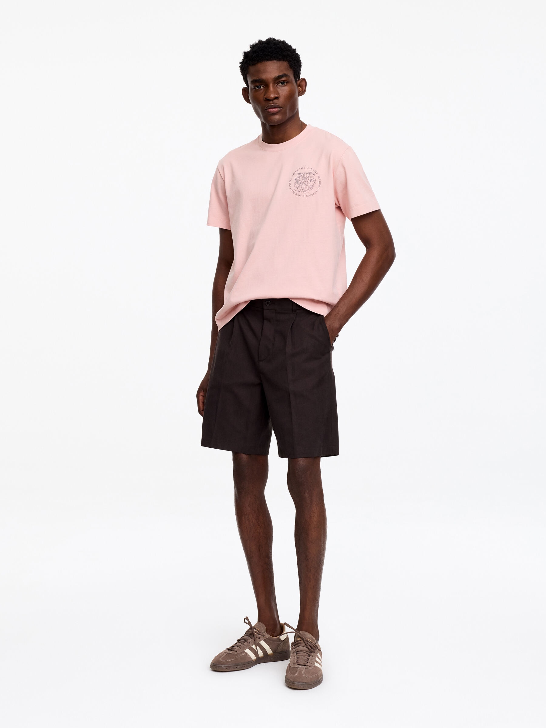 ARKET CAFÉ Printed T-Shirt - Pink - Loose fit - Café - StillMedia/Lookbook - 5