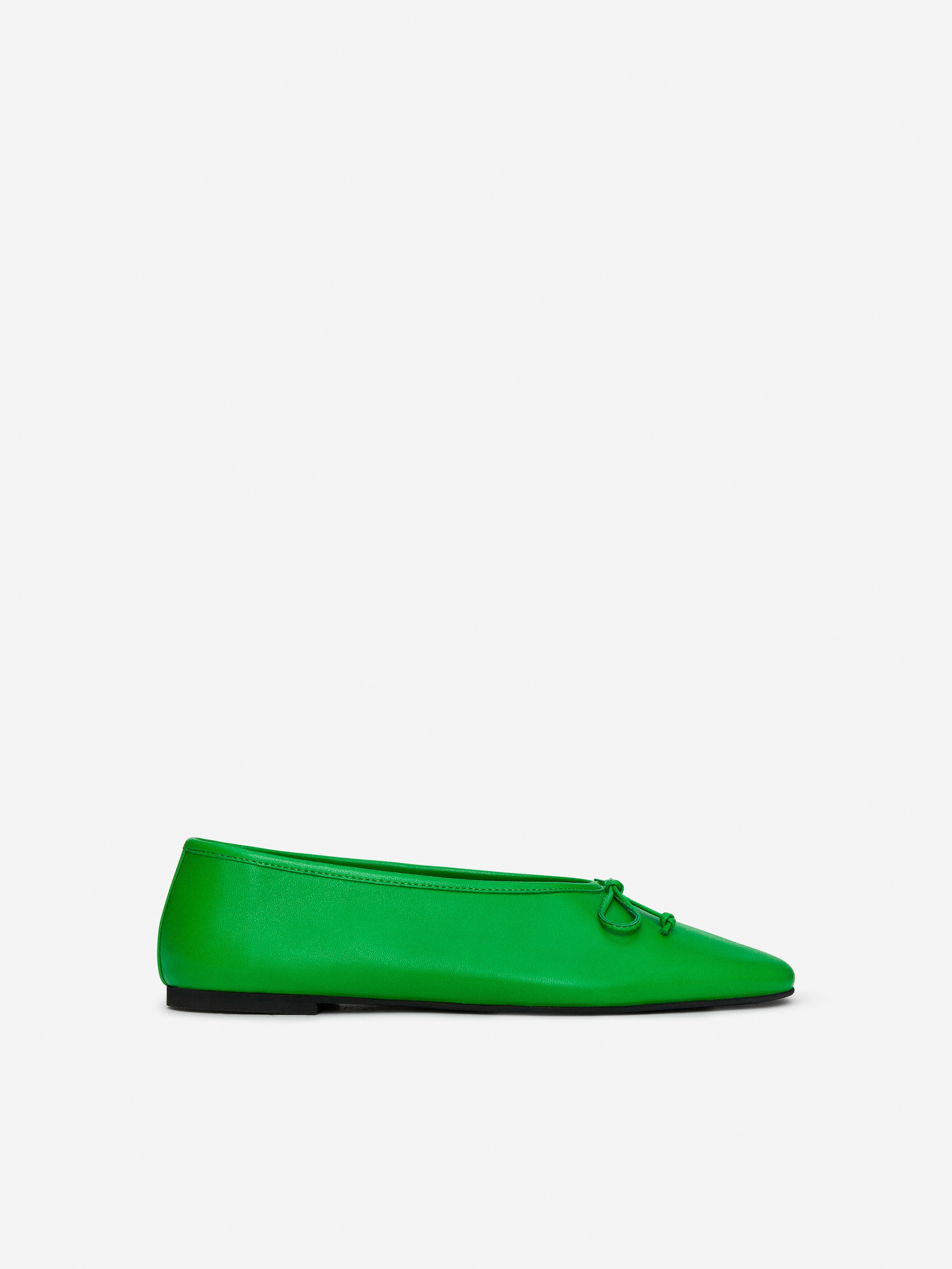 Leather Ballerinas - Green - Women - StillMedia/DescriptiveStillLife - 1