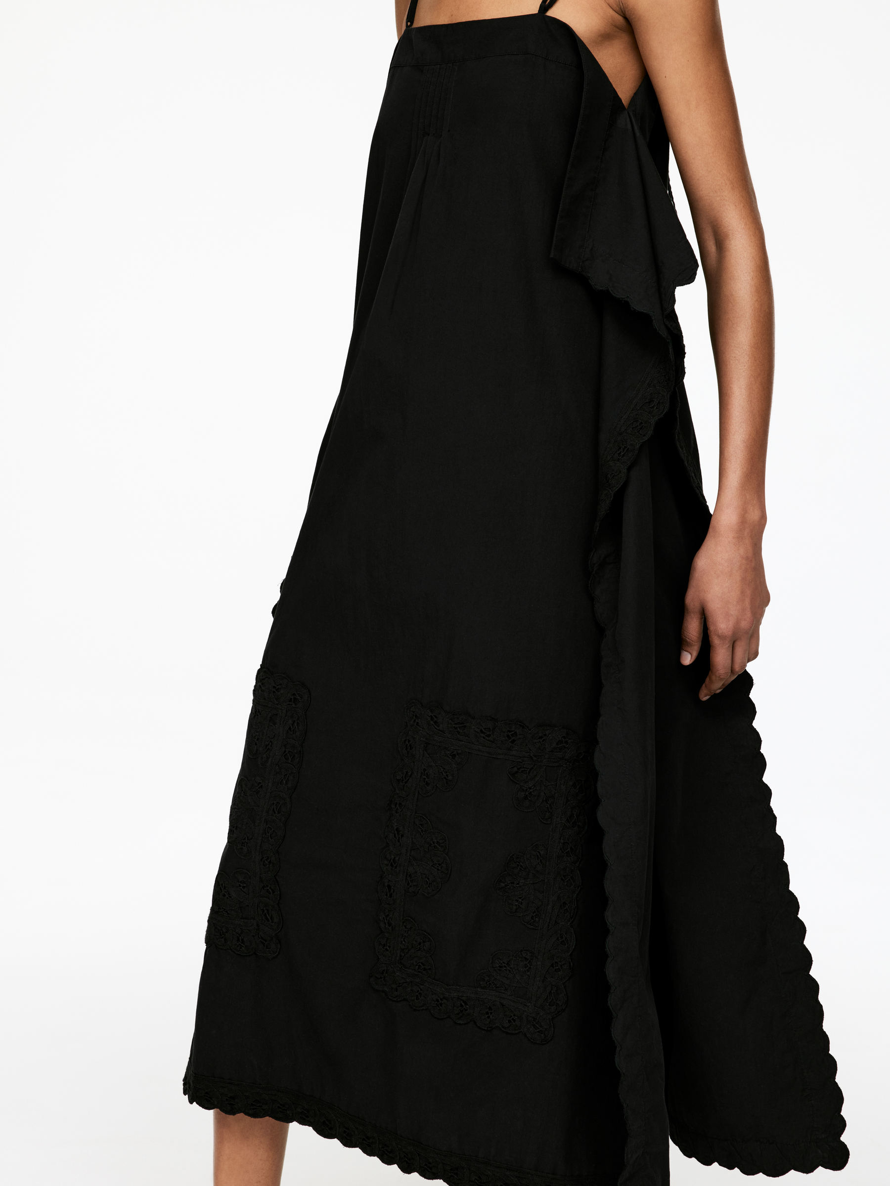 Embroidered Strap Dress - Black - Regular fit - Women - StillMedia/Lookbook - 3