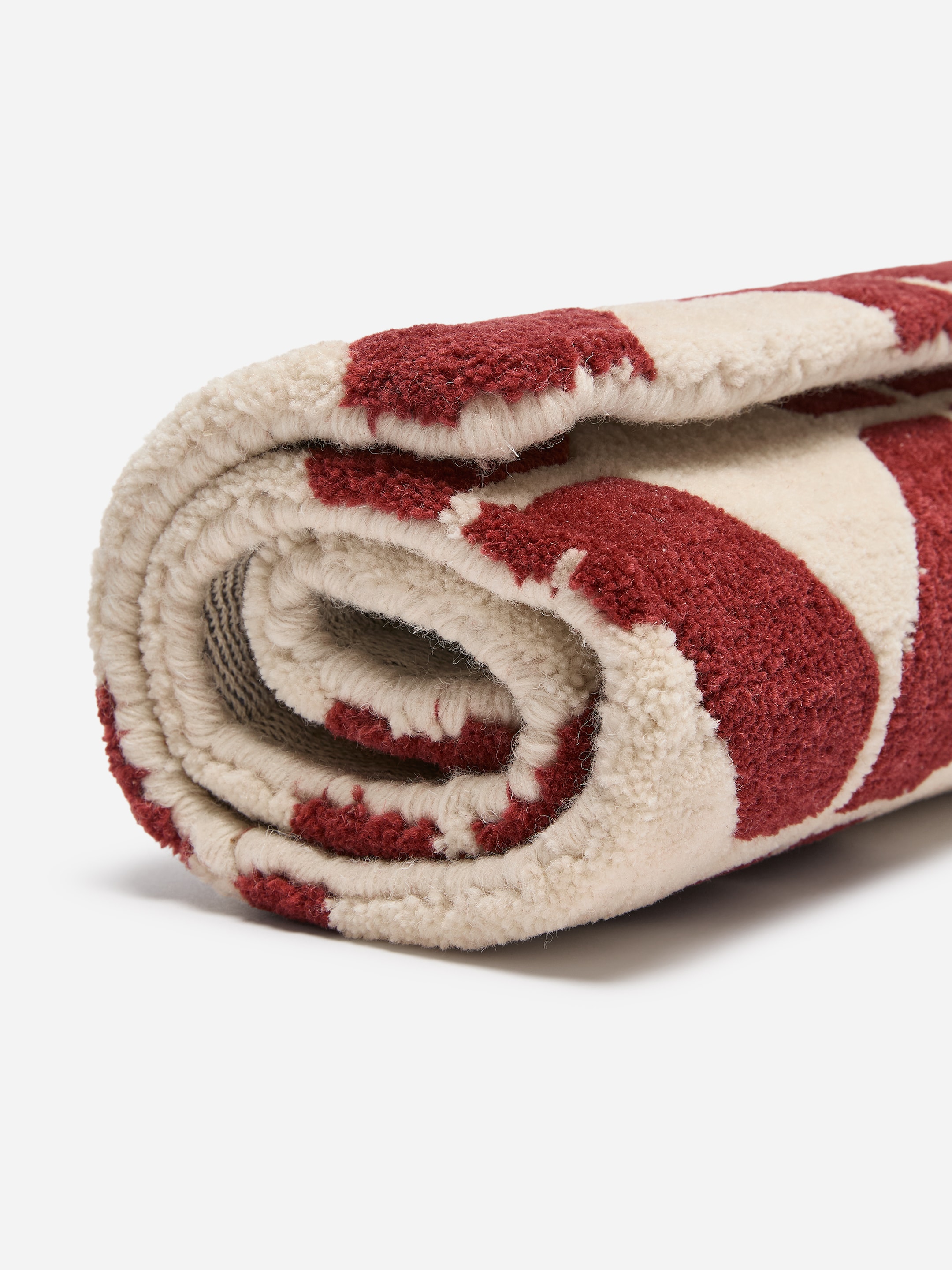 Tufting-Fußmatte aus Wolle - Weinrot/Cremeweiß - homeware - StillMedia/DescriptiveDetail - 2