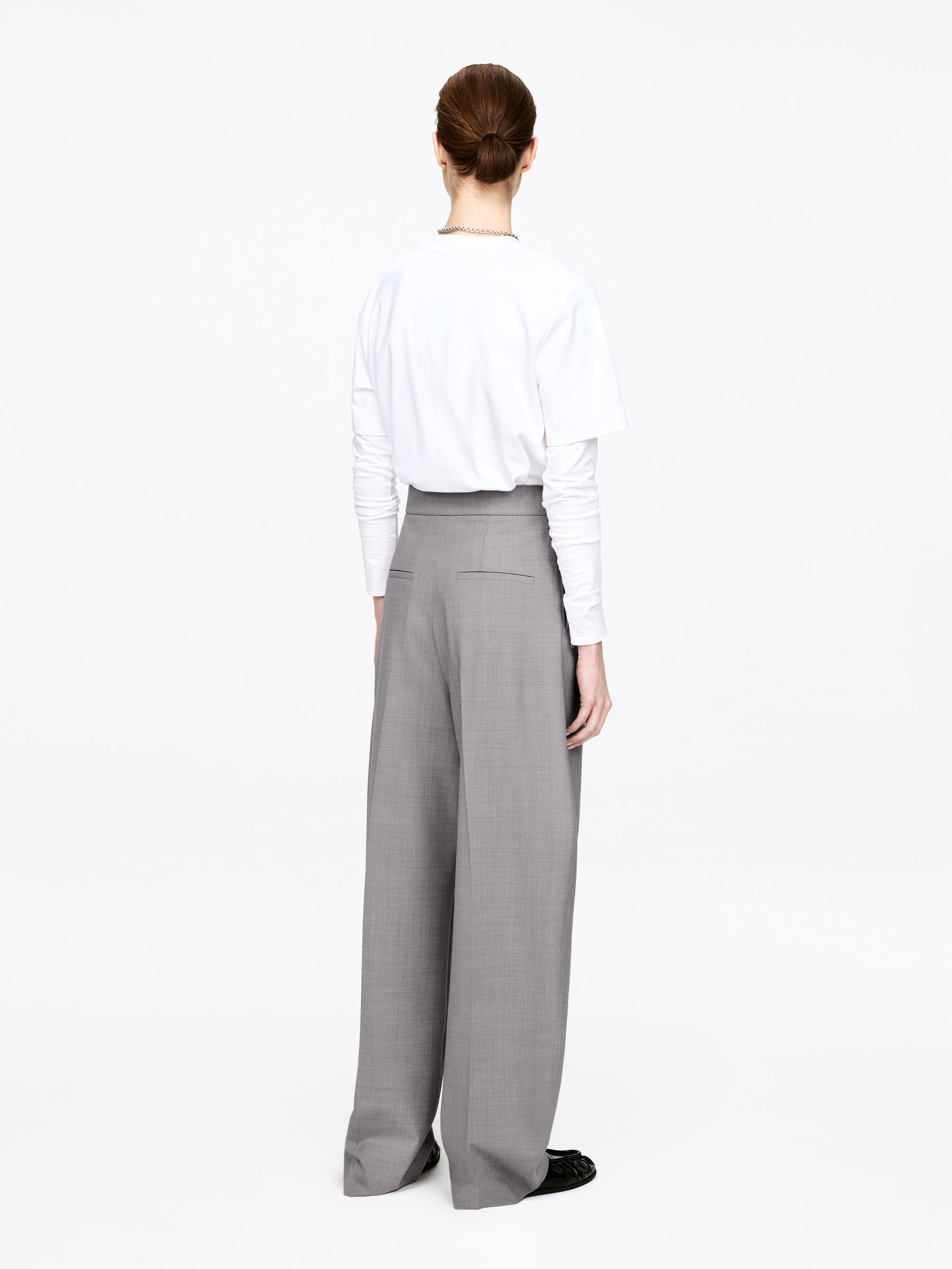 Relaxed Tailored Trousers - Light Grey - Relaxed fit - Women - StillMedia/Lookbook - 7