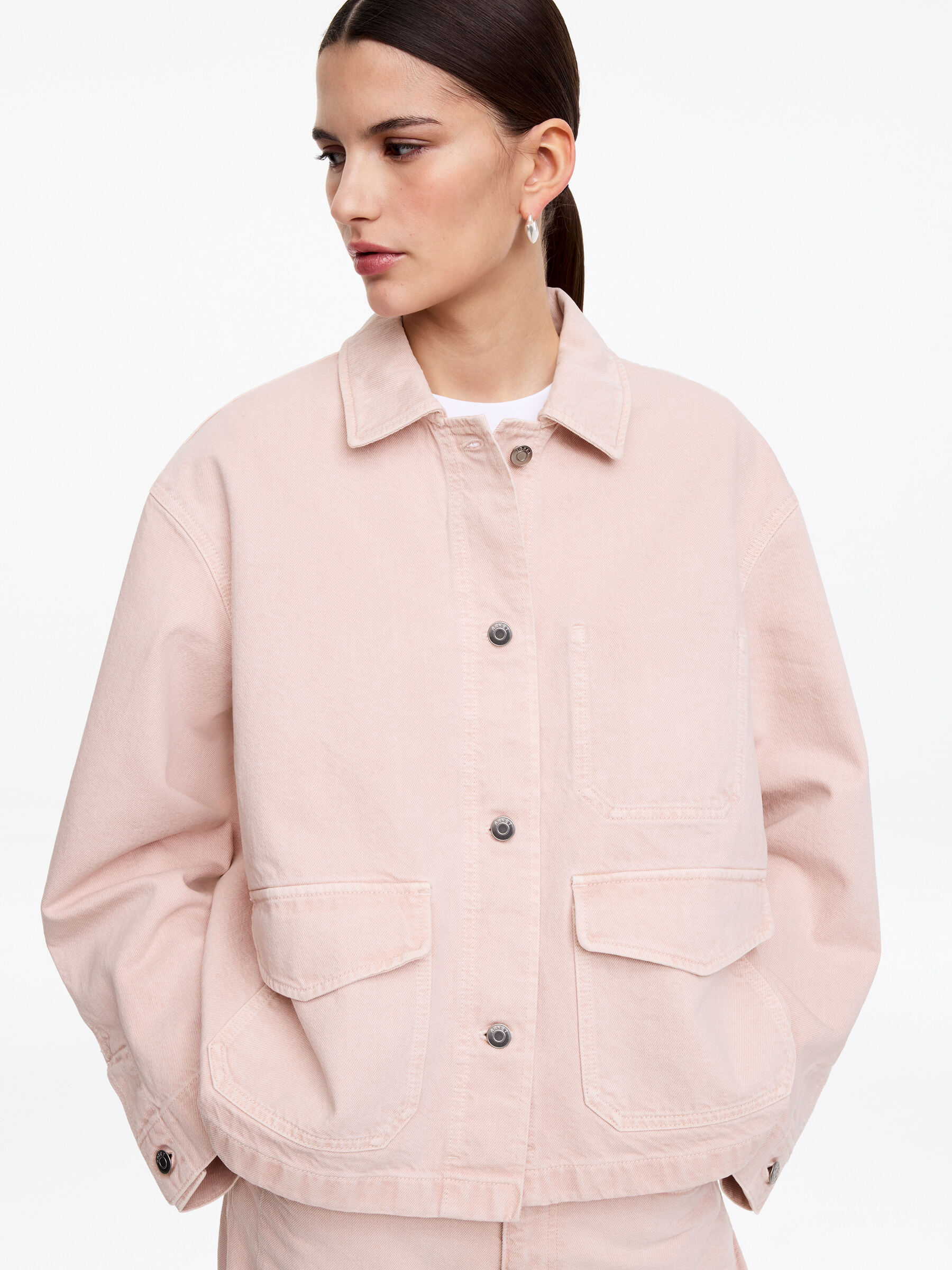 Pudełkowa koszula wierzchnia z denimu - Różowy - Fason normalny - Women - StillMedia/Lookbook - 5