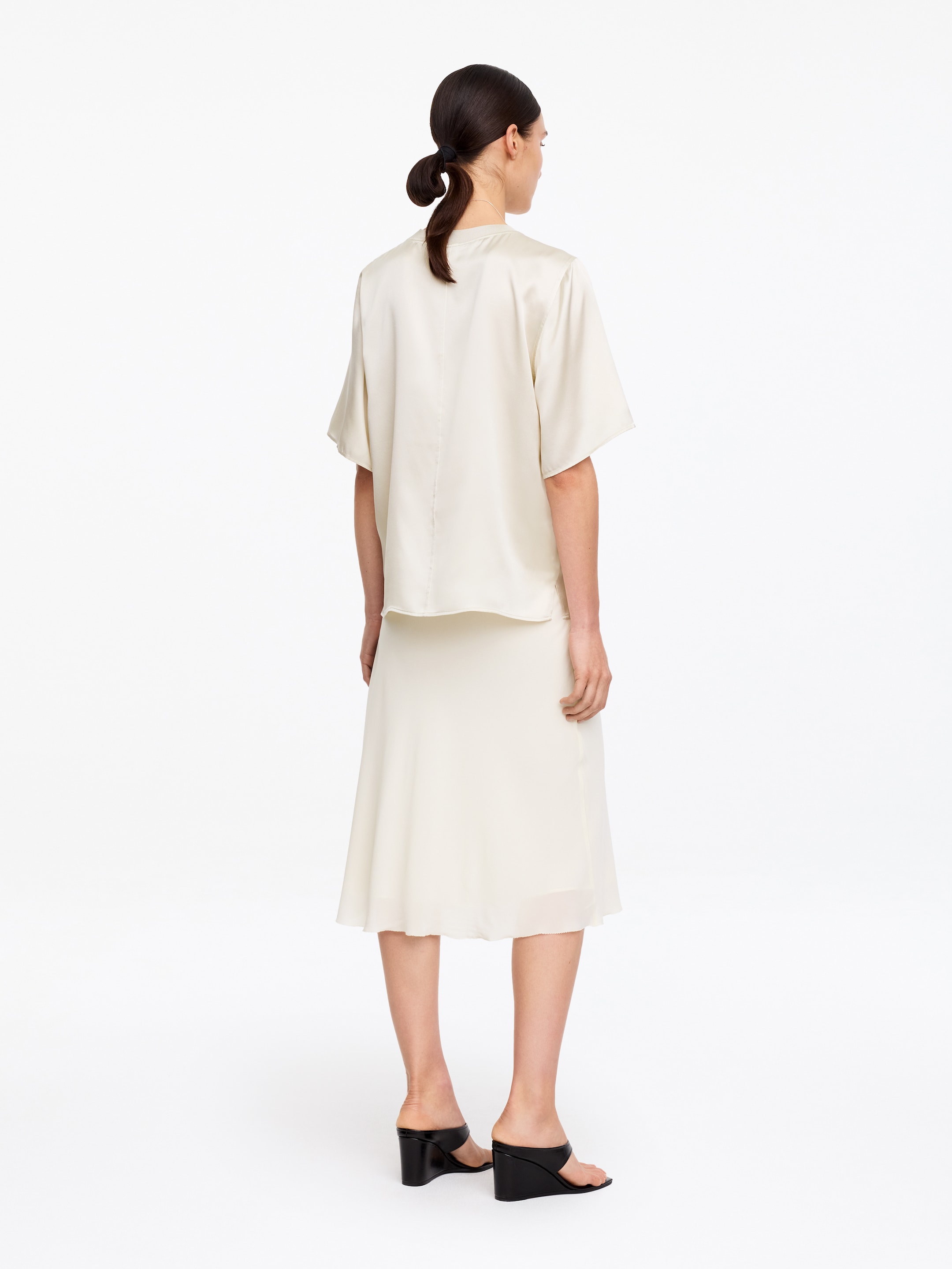 T-shirt in raso di seta - Bianco sporco - Regular fit - Women - StillMedia/Lookbook - 3