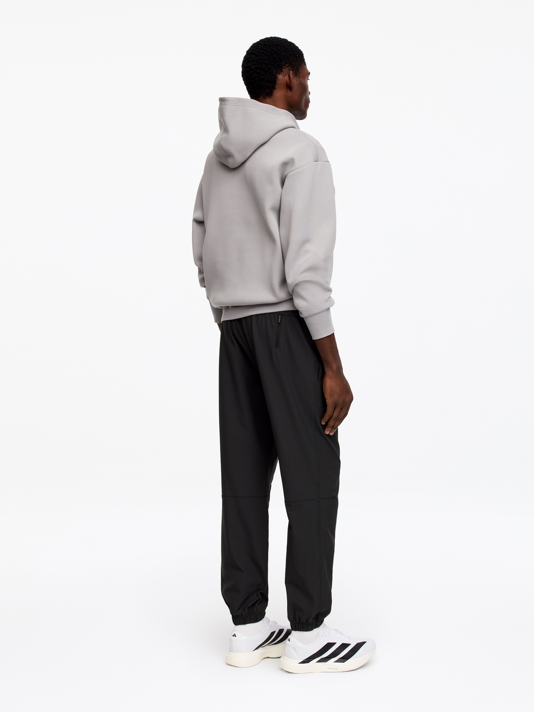 ARKET ACTIVE Tech Trousers - Black - Relaxed fit - Men - StillMedia/Lookbook - 5