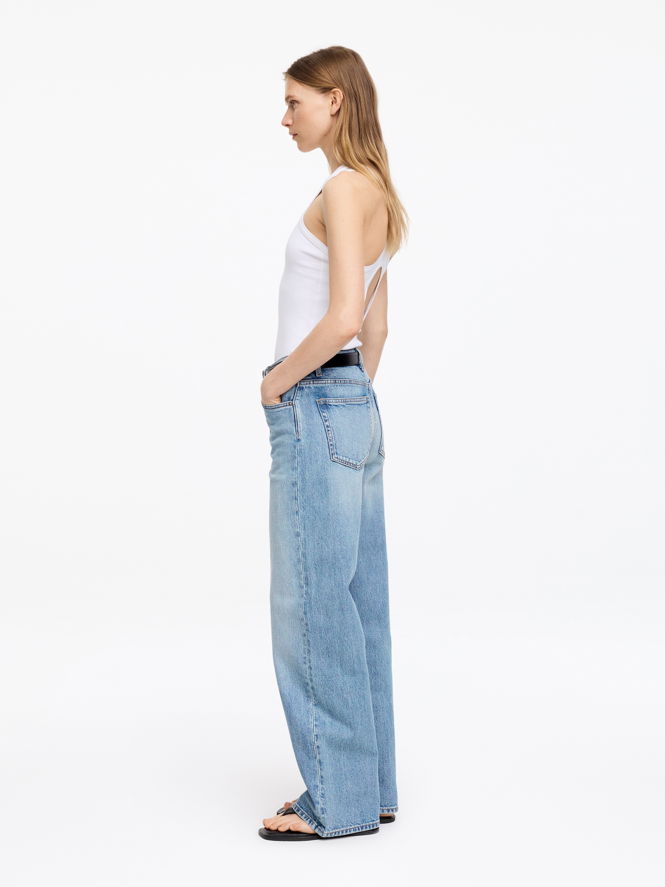 LUPINE Flared Jeans - Hellblau - Women - StillMedia/Lookbook - 3