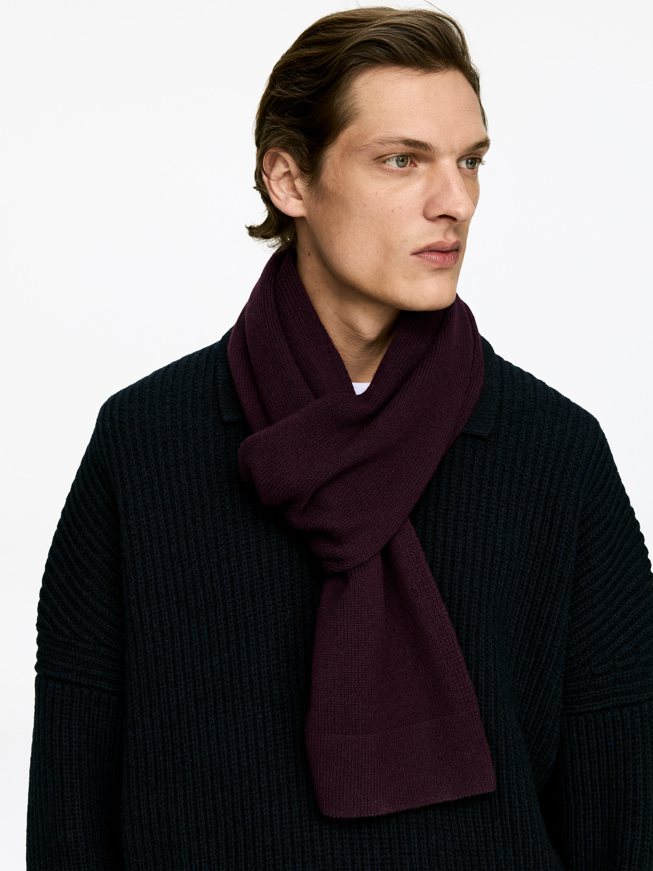 Wool Scarf Burgundy Men ARKET SE wool-scarf-burgundy-men-arket-se