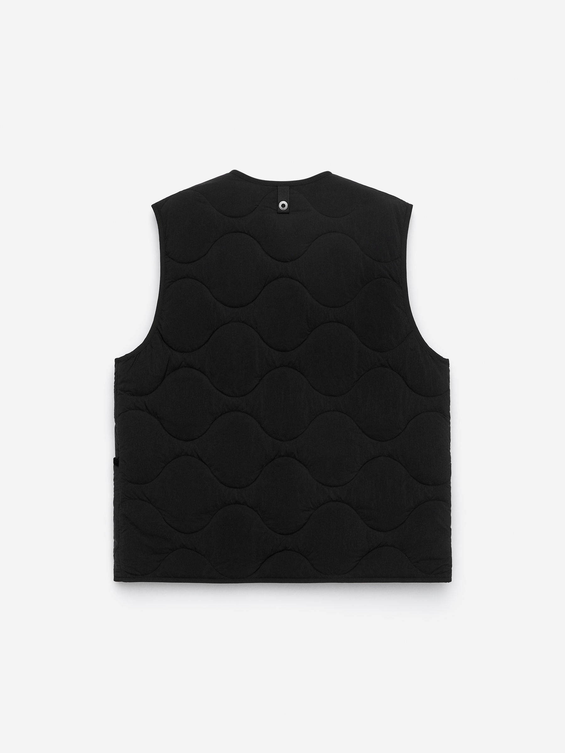 ARKET and Barbour Quilted Vest - Black - Regular fit - Women - StillMedia/DescriptiveStillLife - 2