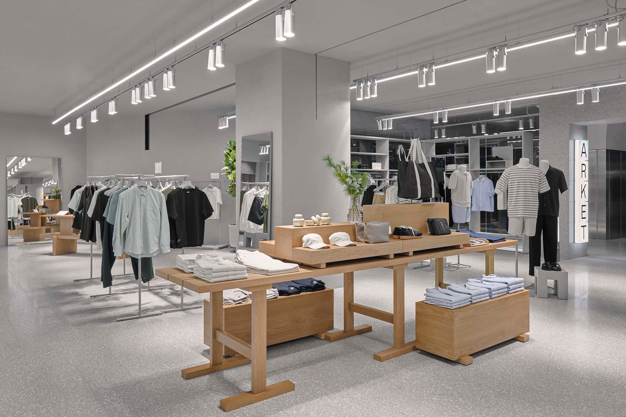 ARKET_Store_Yongsan_interior
