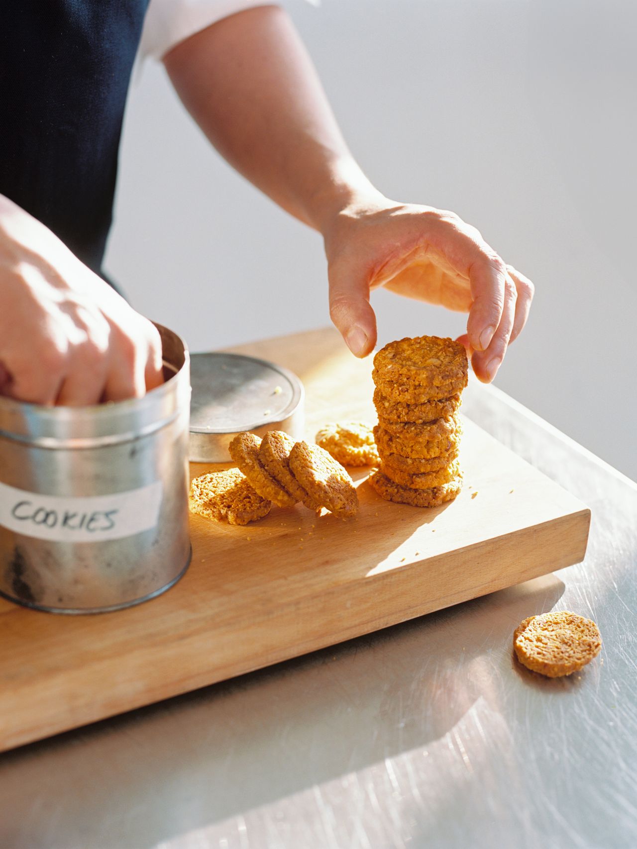 Recipe Saffron Almond Cookies