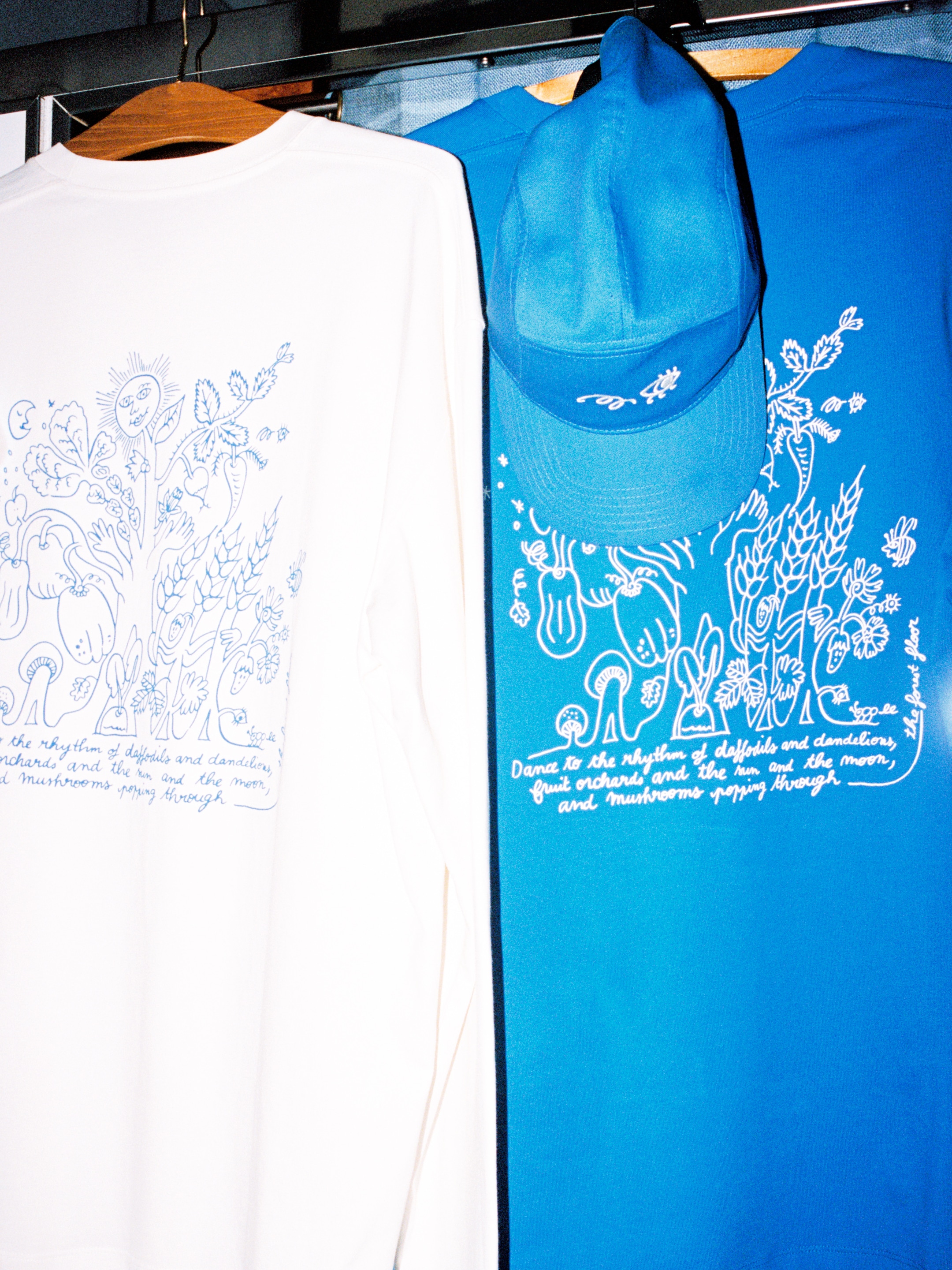 Blue ARKET CAFÉ merch