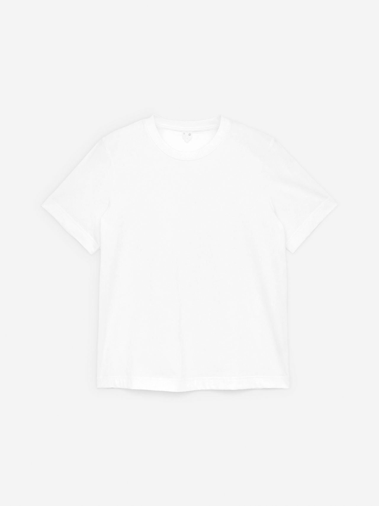 Plain white crew-neck short-sleeve T-shirt laid flat on a white background.