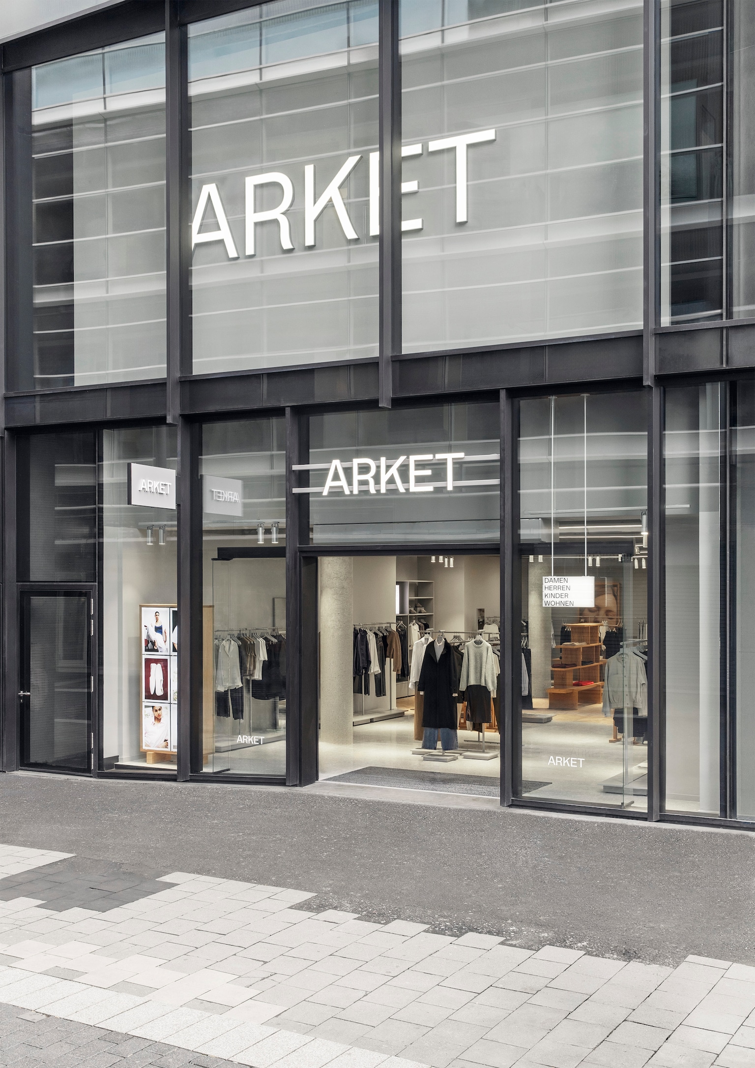 ARKET Joachim-Erwin-Platz