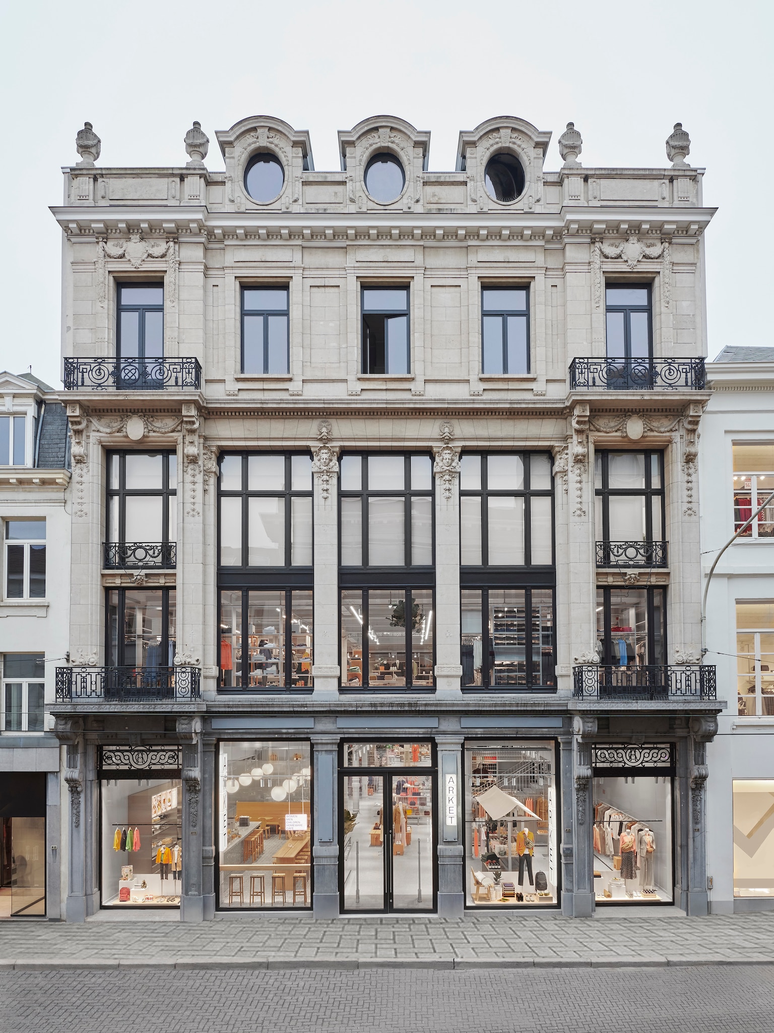 ARKET Huidevettersstraat