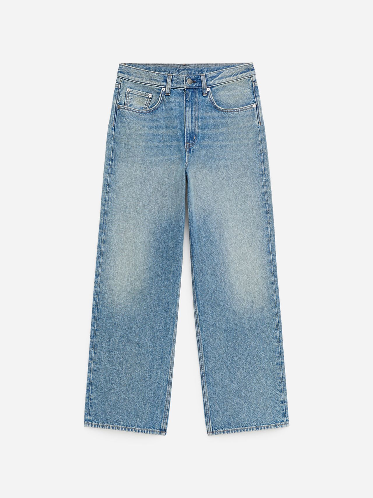 A pair of light blue wide-leg jeans with a high waist and slight fading, featuring classic pockets and a button closure, laid flat on a white background.
